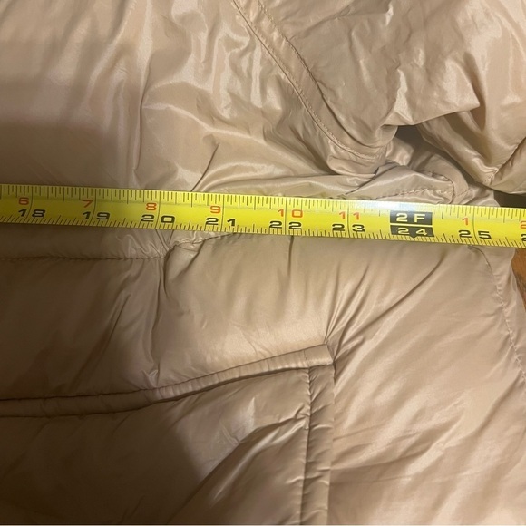 Abercrombie & Fitch Oversized Utility Puffer Jacket in Tan Sz L Water Resistant - Picture 15 of 16